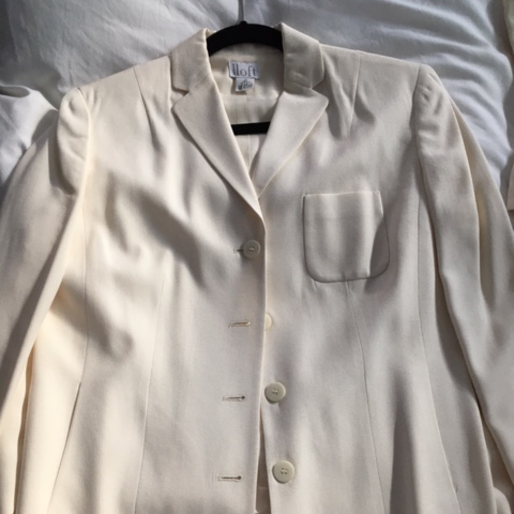Ann Taylor Loft - 3 pc silk suit Ivory/Cream - Picture 6 of 8